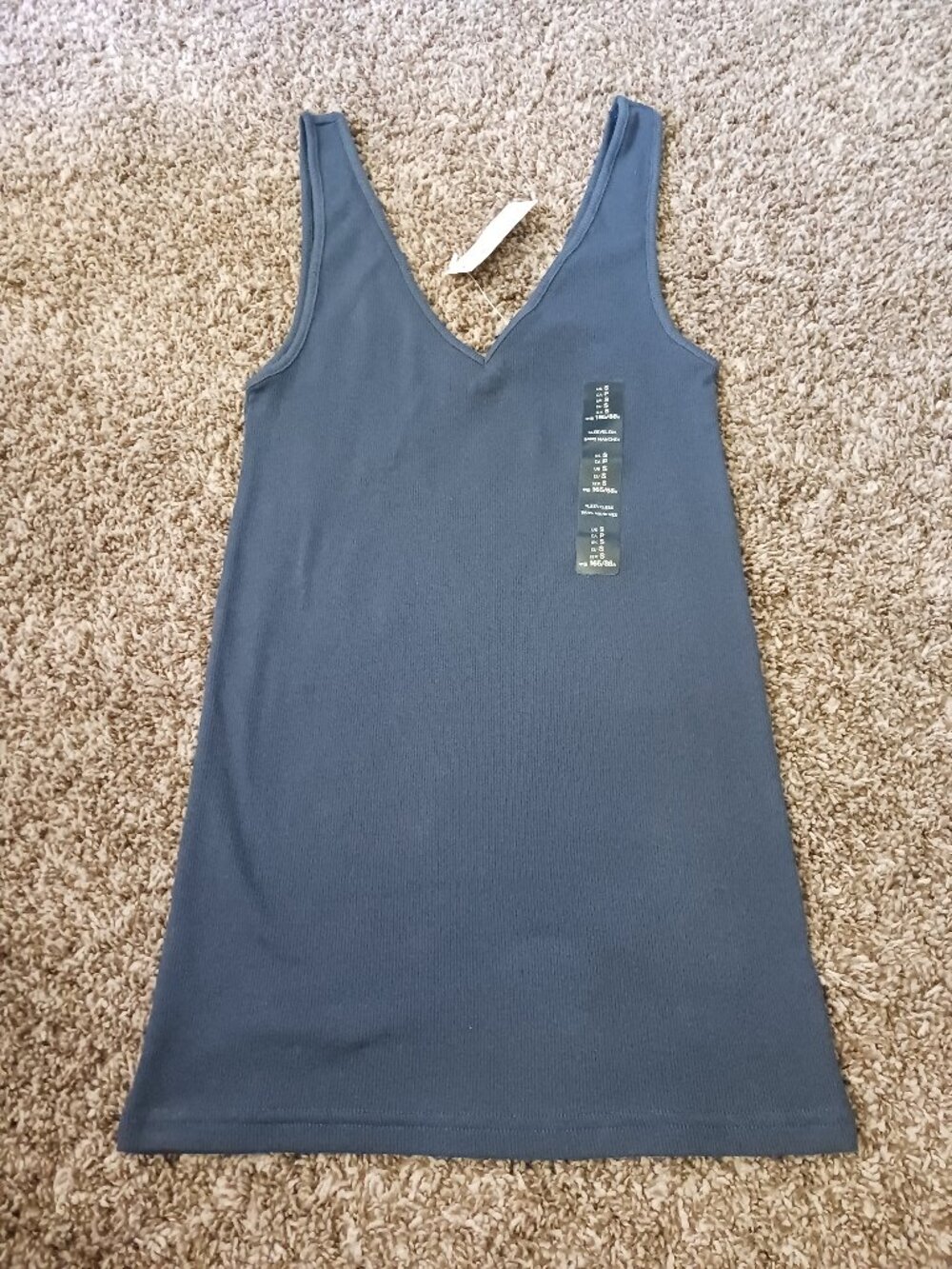NWT Women's GAP tank top S